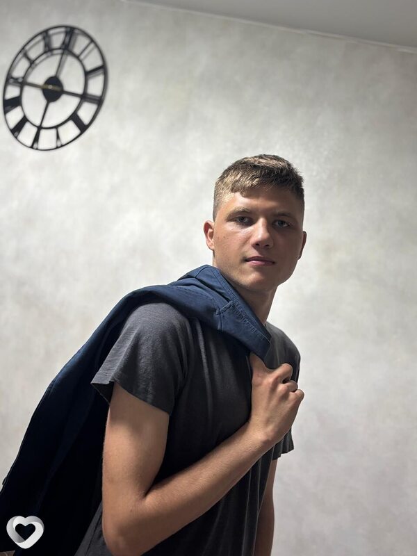 Сергей, 21, Пензе — анкета №2469297