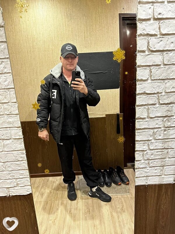 Александр, 38, Магадане — анкета №2469302