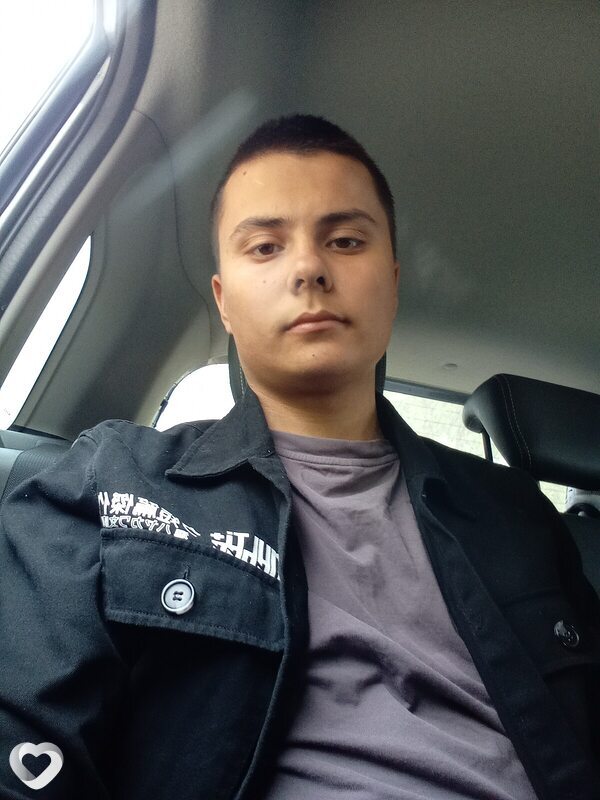 Павел, 21, Владивостоке — анкета №2469262