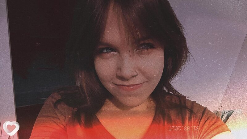 Вика, 19, Новосибирске — анкета №2470081