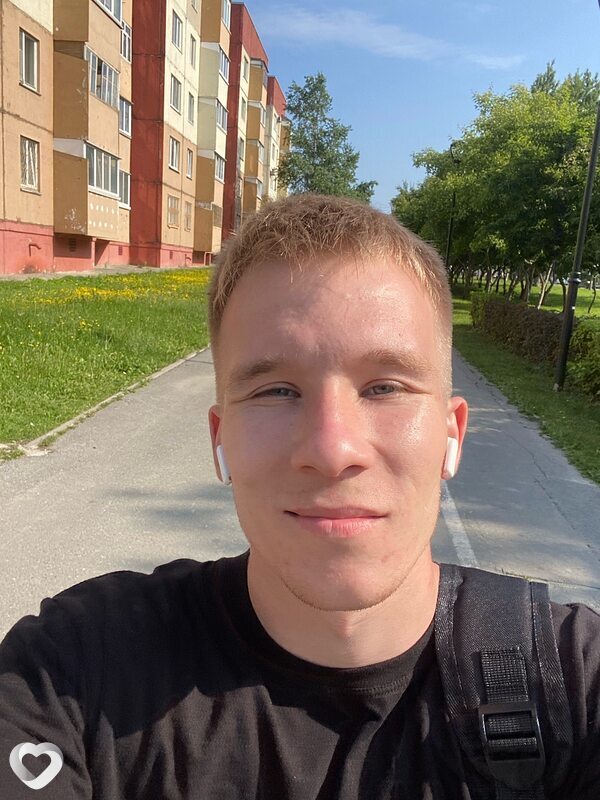 Артём, 22, Южно-Сахалинске — анкета №2470396