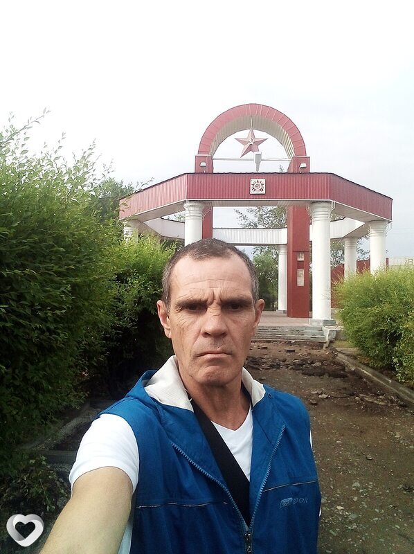 Эдуард, 48, Черногорске — анкета №2471389