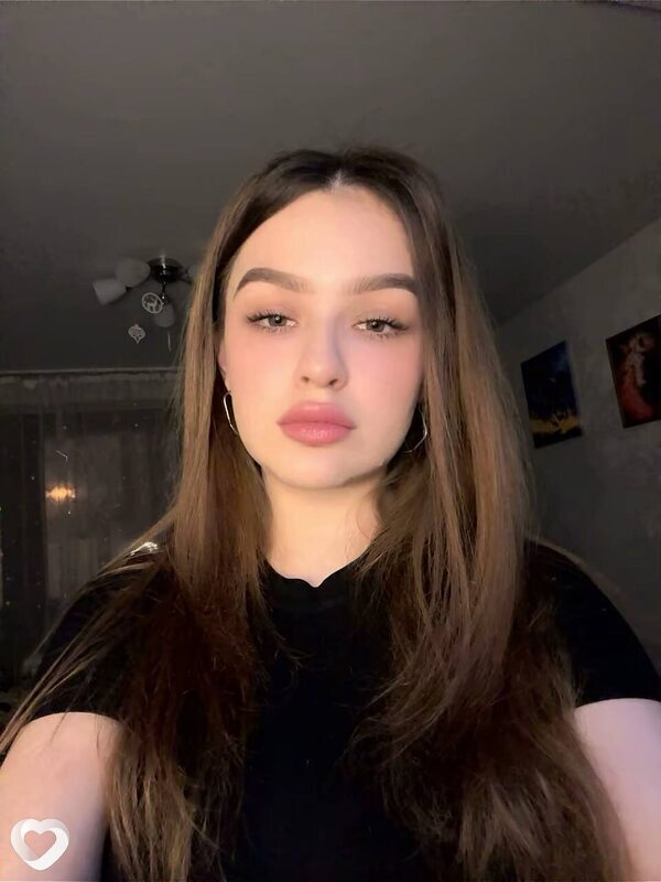Дарья, 28, Каменске-Уральском — анкета №2471094