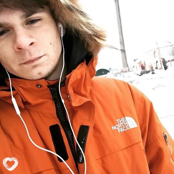 Ден, 26, Сочи — анкета №2471113