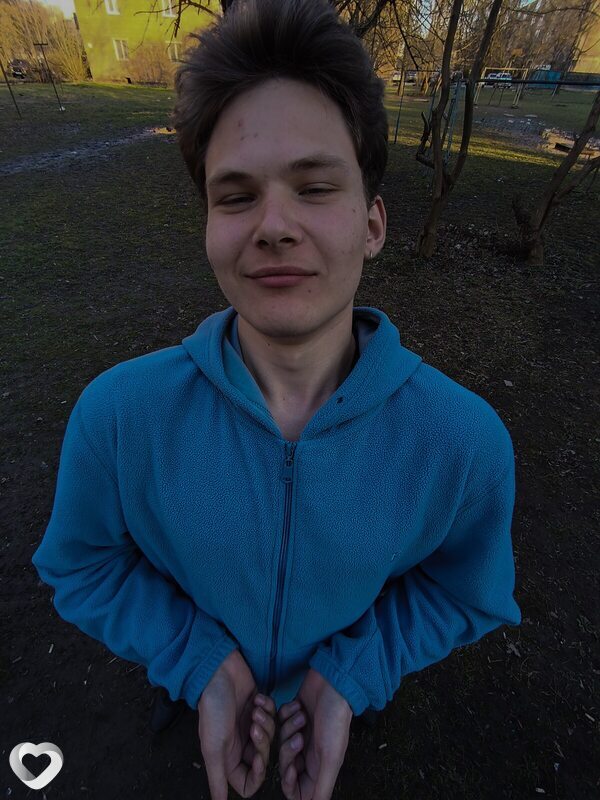 Poul, 21, Смоленске — анкета №2471125
