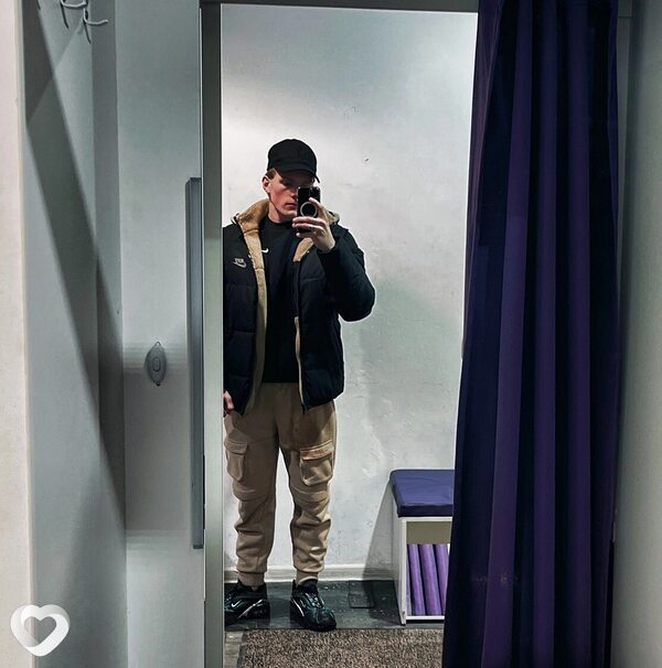 Андрей, 20, Москве — анкета №2471726