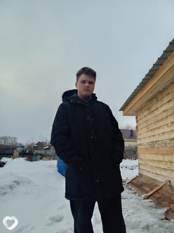 Миша, 26, Свободном — анкета №2472127
