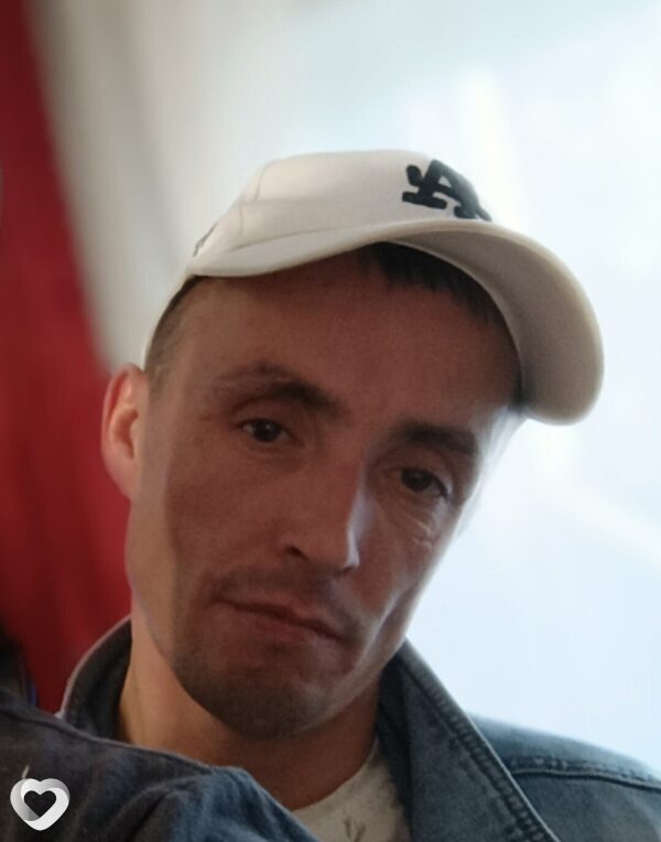 Артём, 40, Екатеринбурге — анкета №2472083