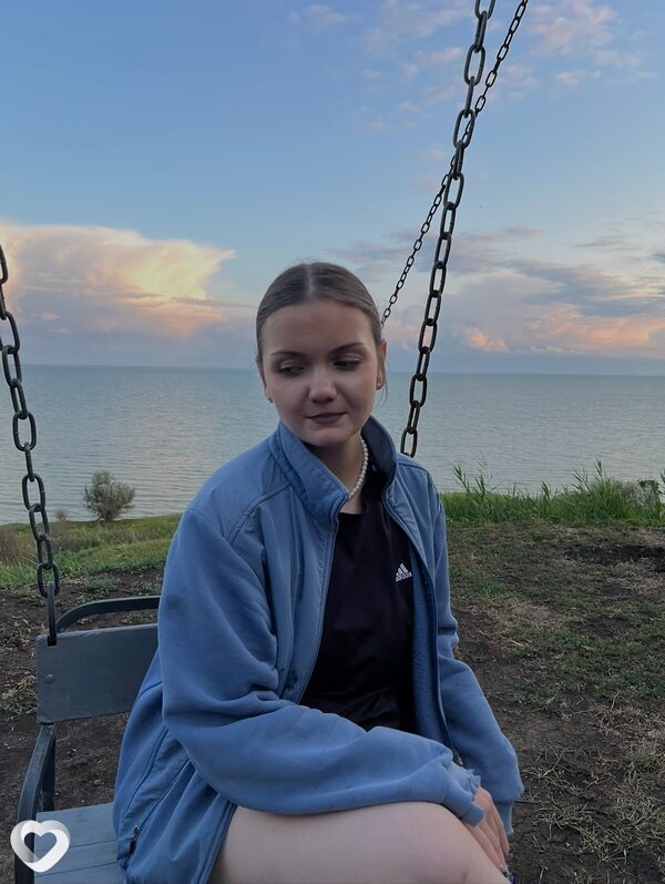 Алина, 22, Ростове-на-Дону — анкета №2472355