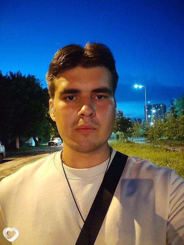 Кирилл, 22, Москве — анкета №2472555