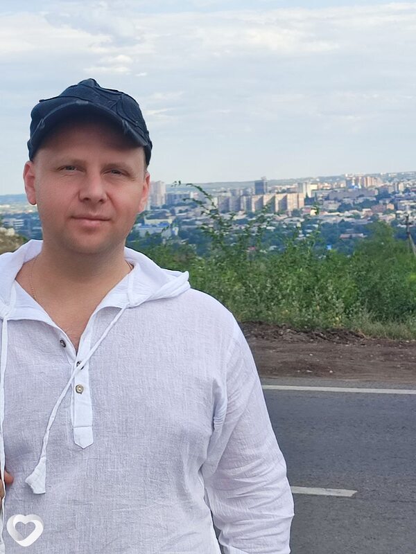 Женя, 39, Луганске — анкета №2473055