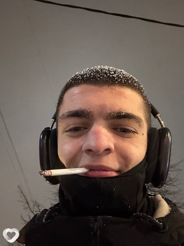 Артем, 20, Долгопрудном — анкета №2473326