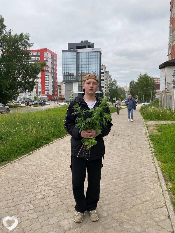 Артём, 21, Сыктывкаре — анкета №2473956