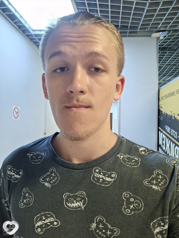Андрей, 20, Сыктывкаре — анкета №2473728