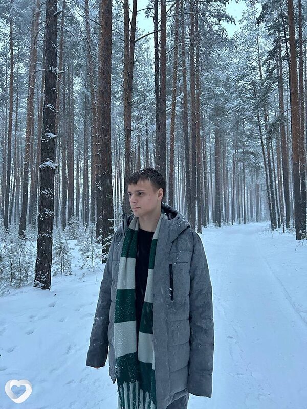 Саша, 21, Санкт-Петербурге — анкета №2474235