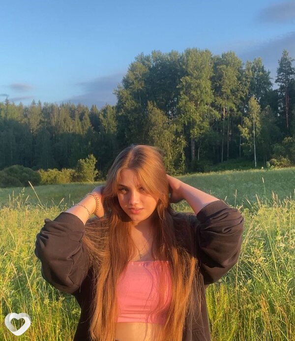 Лена, 19, Санкт-Петербурге — анкета №2473912