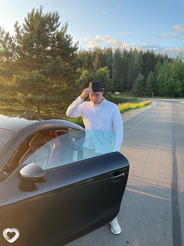 Евгений, 24, Минске — анкета №2474593