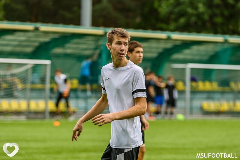 Александр, 21, Москве — анкета №2474964
