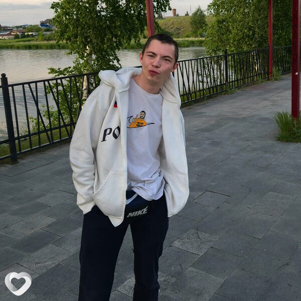 Владислав, 21, Екатеринбурге — анкета №2474512
