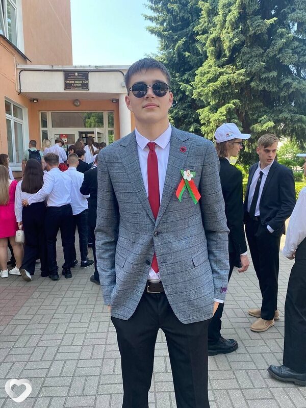 Максим, 19, Минске — анкета №2683961