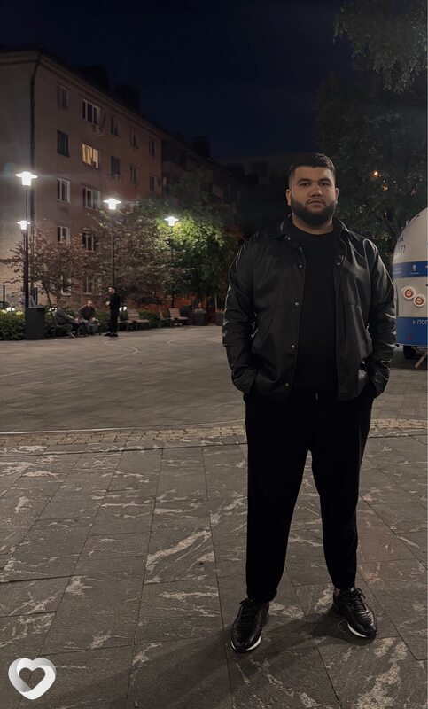 Максим, 27, Тюмени — анкета №2474815
