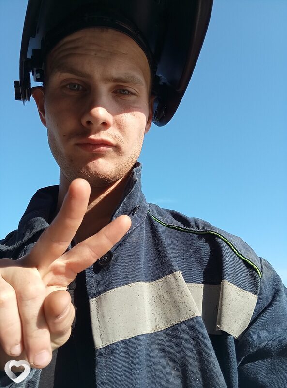 Денис, 24, Красноярске — анкета №2474829