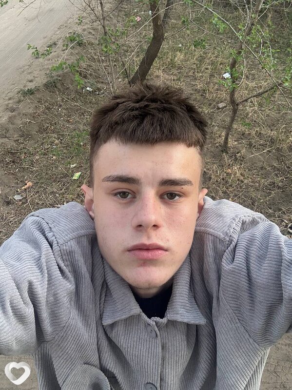 Дмитрий, 20, Новосибирске — анкета №2474950