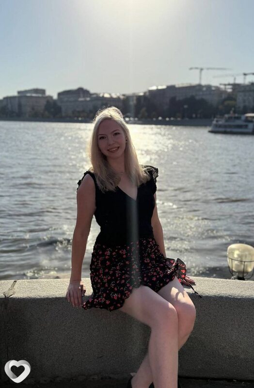 Настя, 19, Перми — анкета №2475243