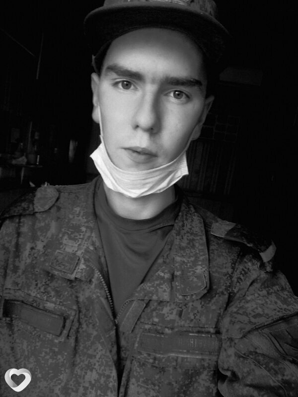 Юрий, 27, Белове — анкета №2475588
