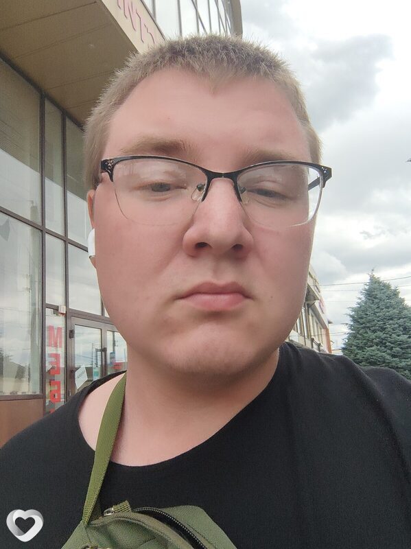 Илья, 24, Армавире — анкета №2475565