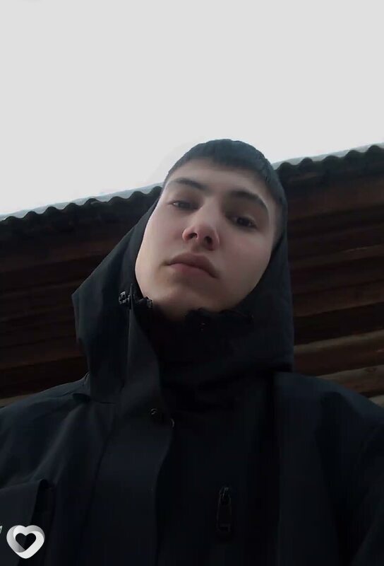 Кирилл, 21, Екатеринбурге — анкета №2477237