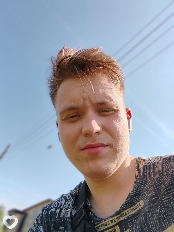 Илья, 19, Екатеринбурге — анкета №2477720