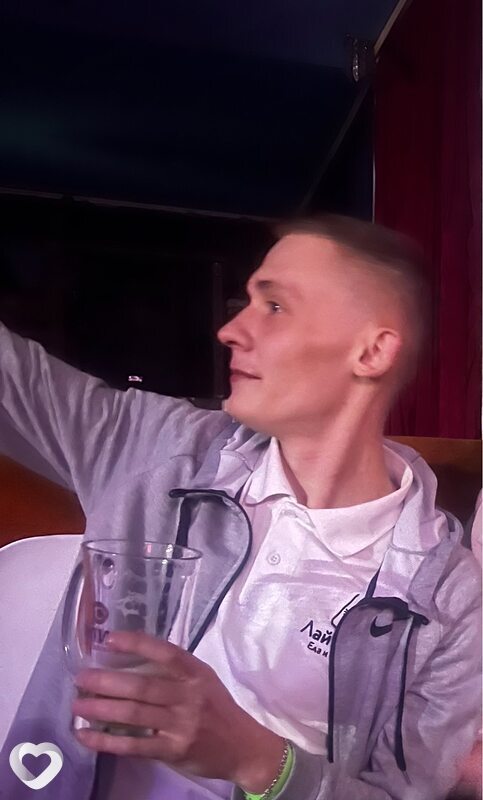 Александр, 26, Нарьяне-Маре — анкета №2477888