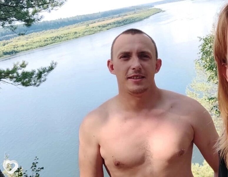 Александр, 32, Лесосибирске — анкета №2478093