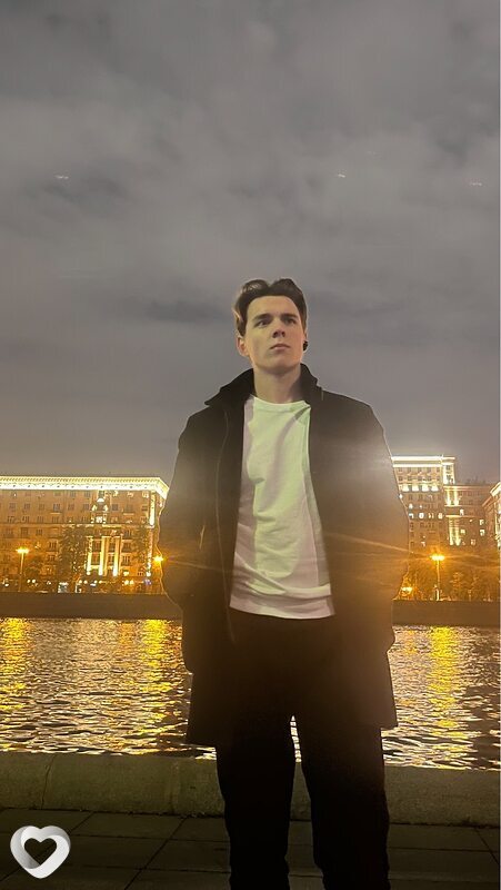 Дмитрий, 19, Москве — анкета №2478466