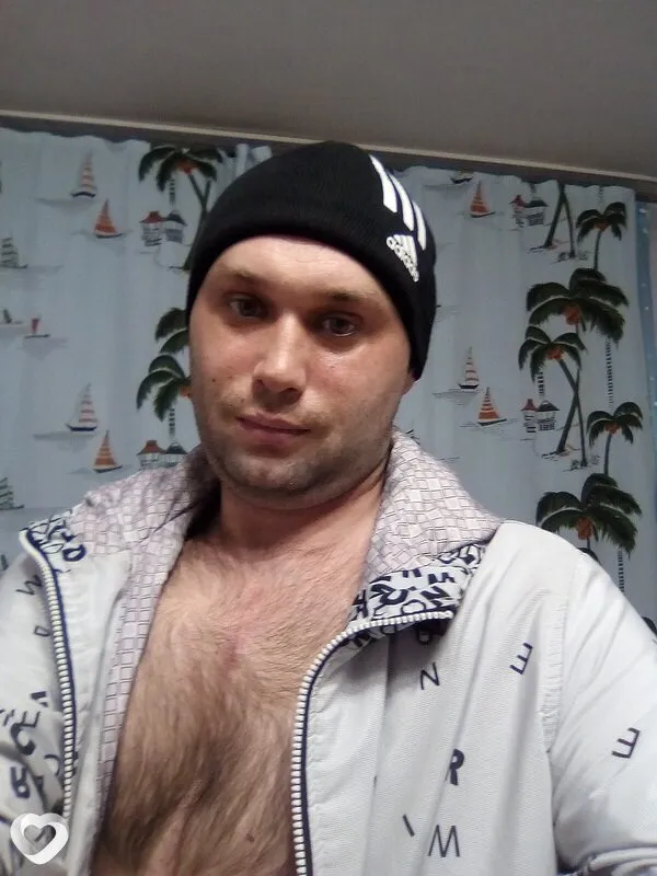 Артём, 39, Бийске — анкета №2478735
