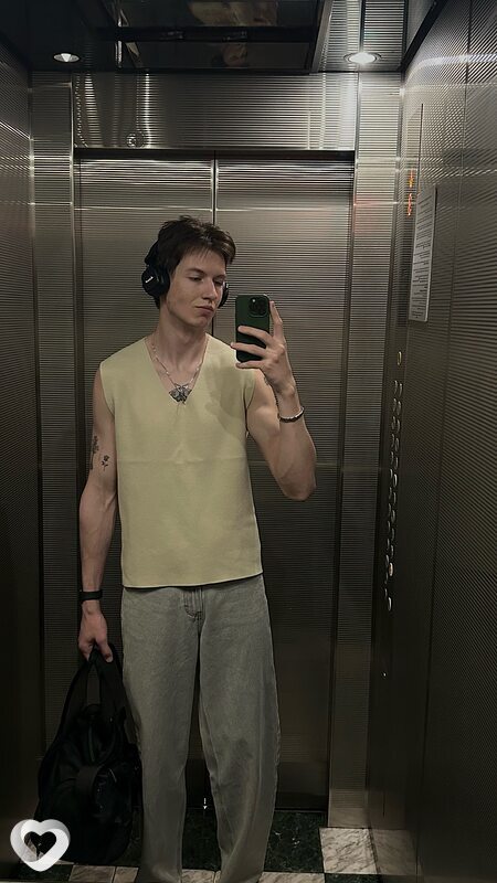 Евгений, 22, Москве — анкета №2479017