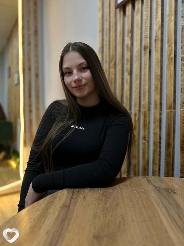 Полина, 23, Белгороде — анкета №2479176