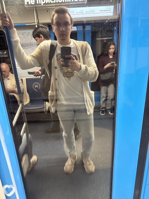 Павел, 23, Москве — анкета №2479190