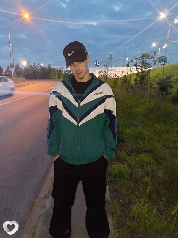 Артур, 20, Казани — анкета №2479580