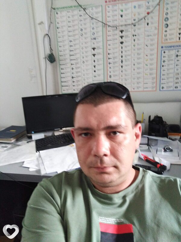 Андрей, 38, Миллерове — анкета №2480021