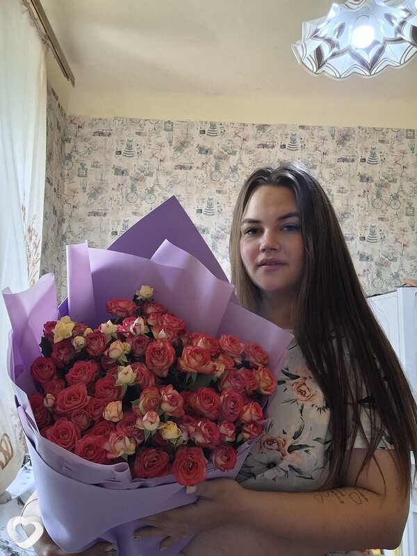 Алёна, 23, Донецке — анкета №2480064