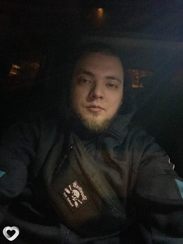 Олег, 28, Москве — анкета №2480101