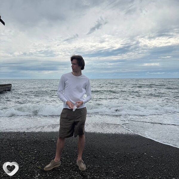 Александр, 21, Адлер — анкета №2481120