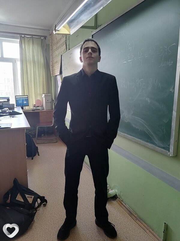 Влад, 19, Санкт-Петербурге — анкета №2481342