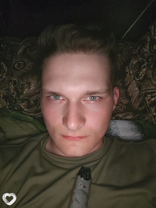 Андрей, 20, Саратове — анкета №2482160