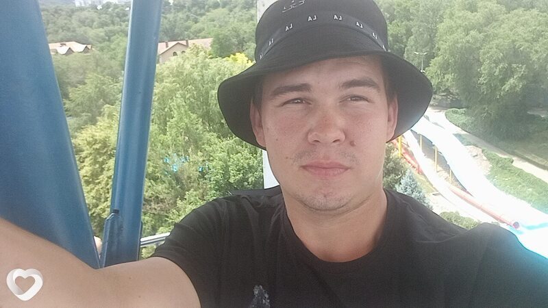 Алекс, 24, Алматы — анкета №2482089