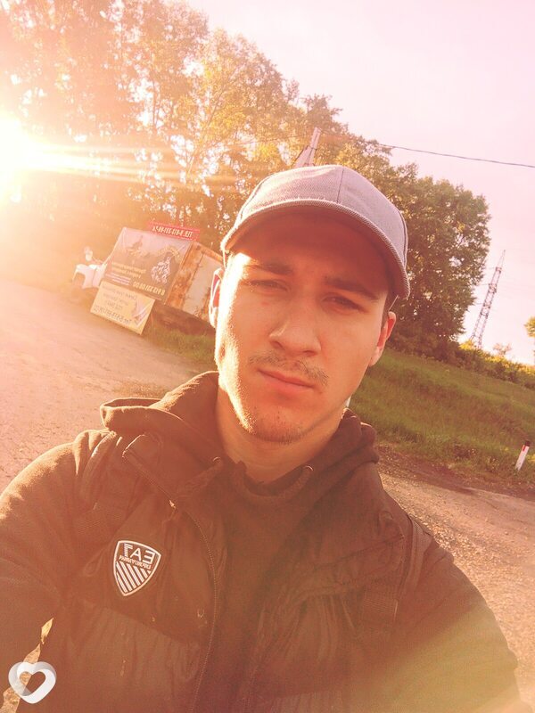 Илья, 21, Кемерове — анкета №2482153