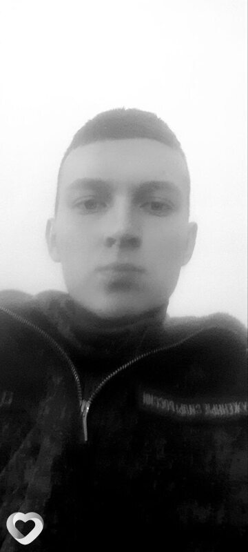 Алексей, 22, Березниках — анкета №2482424