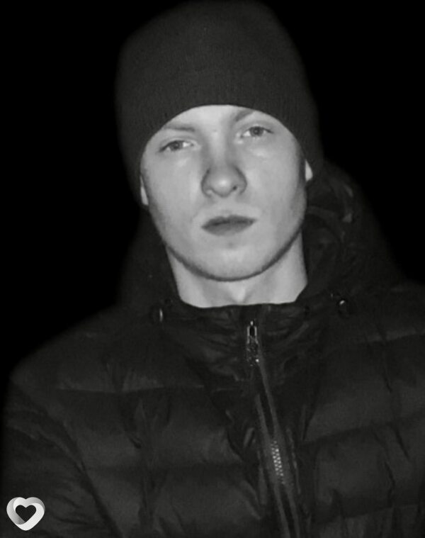 Вова, 26, Киеве — анкета №2482389